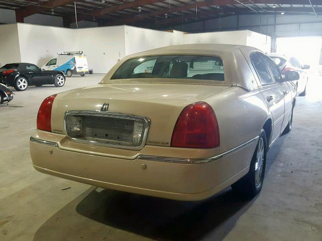 1LNHM83W63Y637689 - 2003 LINCOLN TOWN CAR C BEIGE photo 4