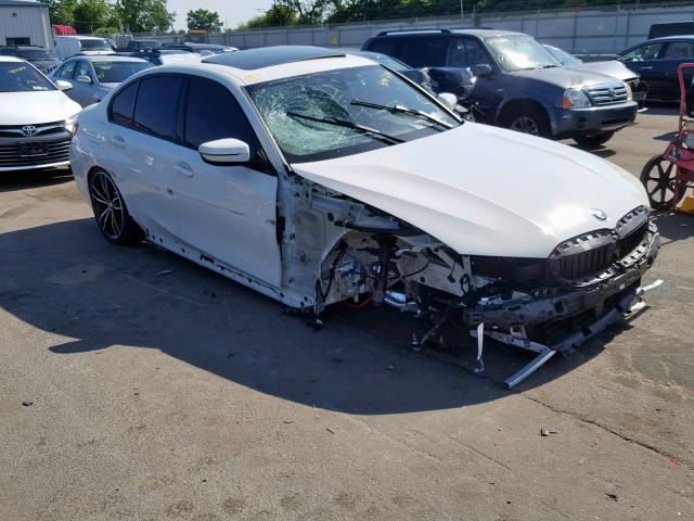 WBA5R7C53KAJ80807 - 2019 BMW 330XI თეთრი ფოტო 1