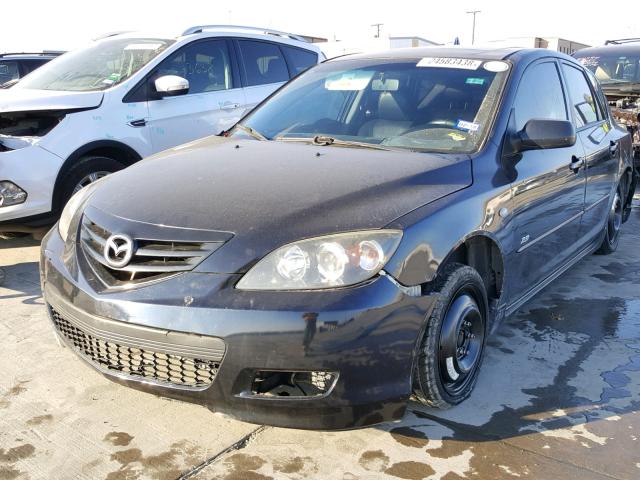 JM1BK343661404612 - 2006 MAZDA 3 HATCHBAC BLACK photo 2