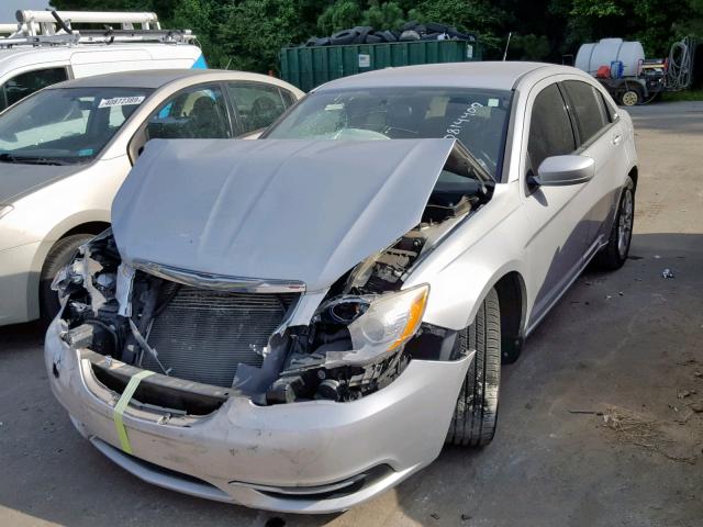 1C3BC4FB1BN524977 - 2011 CHRYSLER 200 LX SILVER photo 2