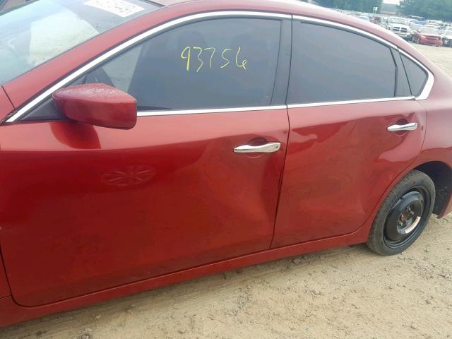 1N4AL3AP3GN332235 - 2016 NISSAN ALTIMA 2.5 RED photo 10