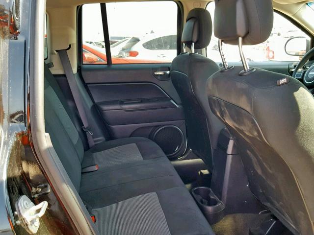 1C4NJCBA7GD688284 - 2016 JEEP COMPASS SP შავი ფოტო 6