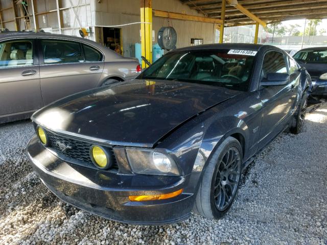 1ZVHT82H175355653 - 2007 FORD MUSTANG GT SILVER photo 2