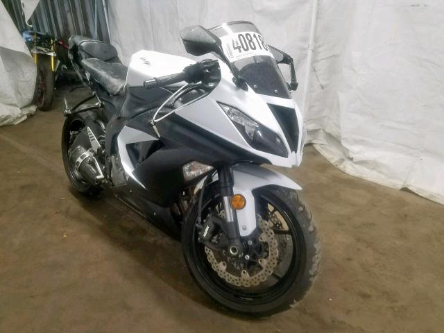 JKBZXJE16EA010307 - 2014 KAWASAKI ZX636 E WHITE photo 1