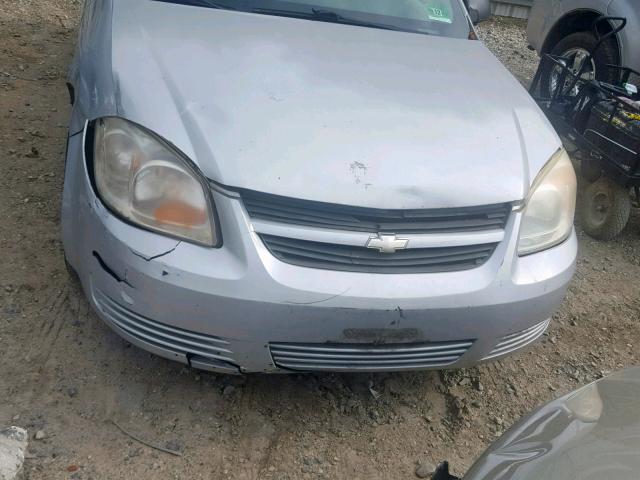 1G1AK12F357621259 - 2005 CHEVROLET COBALT SILVER photo 7