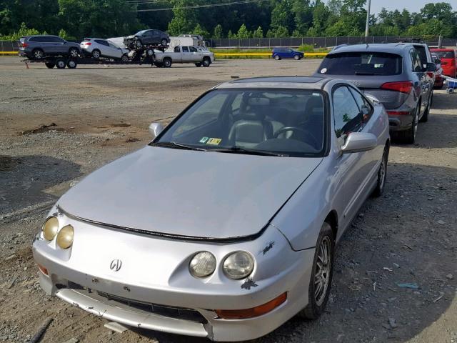 JH4DC4466YS004955 - 2000 ACURA INTEGRA GS GRAY photo 2