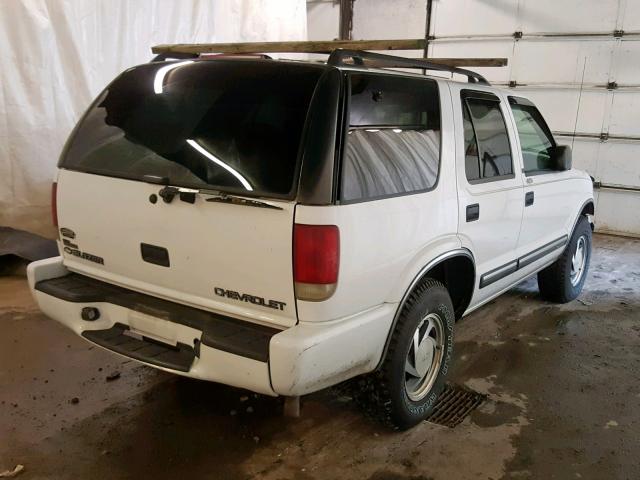 1GNDT13W5Y2174524 - 2000 CHEVROLET BLAZER WHITE photo 4