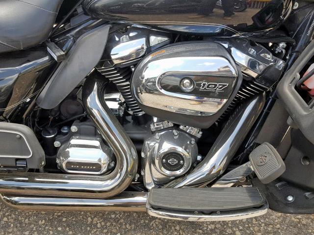 1HD1KGD18HB616067 - 2017 HARLEY-DAVIDSON FLTRU BLACK photo 7