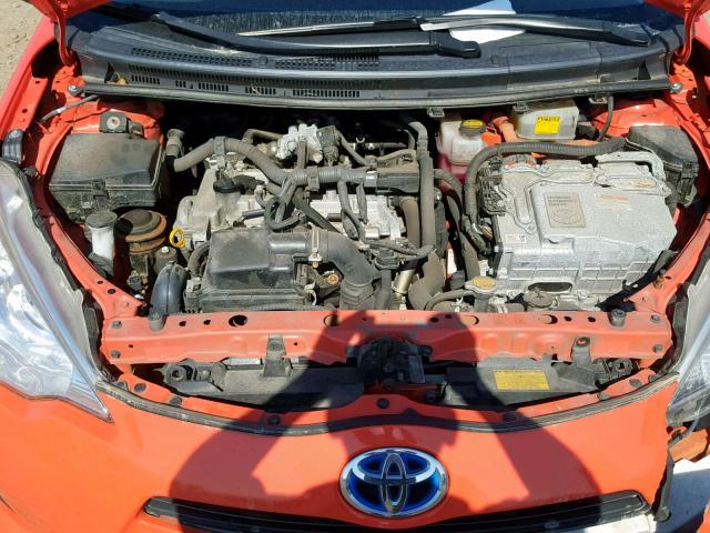 JTDKDTB32D1035306 - 2013 TOYOTA PRIUS C ORANGE photo 7