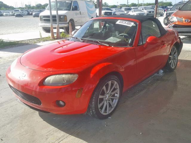 JM1NC25F260107940 - 2006 MAZDA MX-5 MIATA RED photo 2