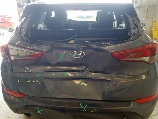 KM8J23A49JU740993 - 2018 HYUNDAI TUCSON SE GRAY photo 9