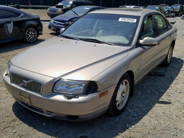 YV1TS92D621266772 - 2002 VOLVO S80 GOLD photo 2