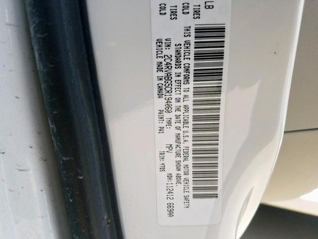 2C4RVABG5CR194060 - 2012 VOLKSWAGEN ROUTAN SE WHITE photo 10