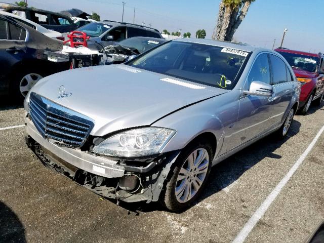 WDDNG9FB3AA310191 - 2010 MERCEDES-BENZ S 400 SILVER photo 2
