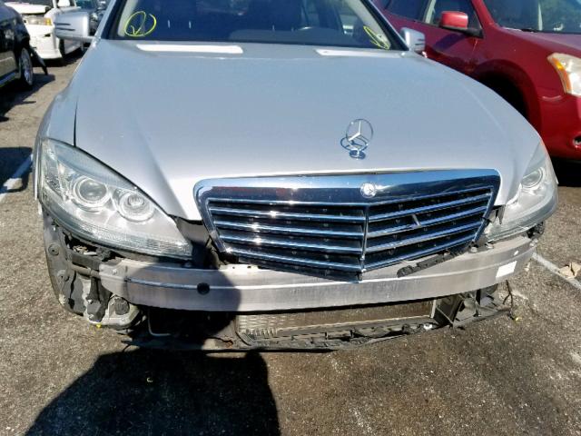 WDDNG9FB3AA310191 - 2010 MERCEDES-BENZ S 400 SILVER photo 9