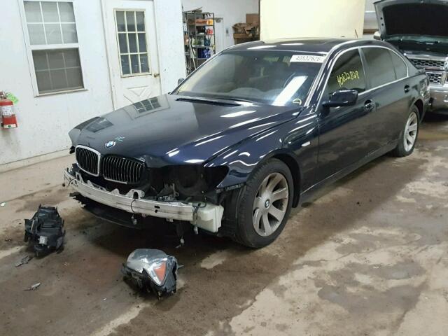 WBAHN83537DT74449 - 2007 BMW 750 BLUE photo 2