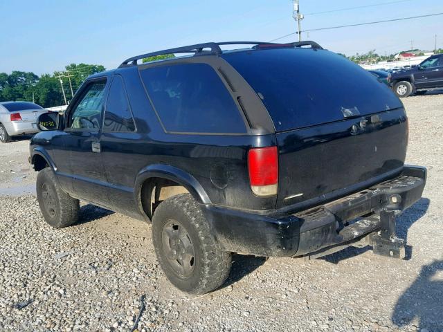 1GNCT18W3XK215638 - 1999 CHEVROLET BLAZER BLACK photo 3