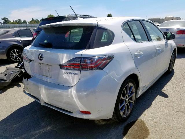 JTHKD5BHXC2082484 - 2012 LEXUS CT 200 WHITE photo 4