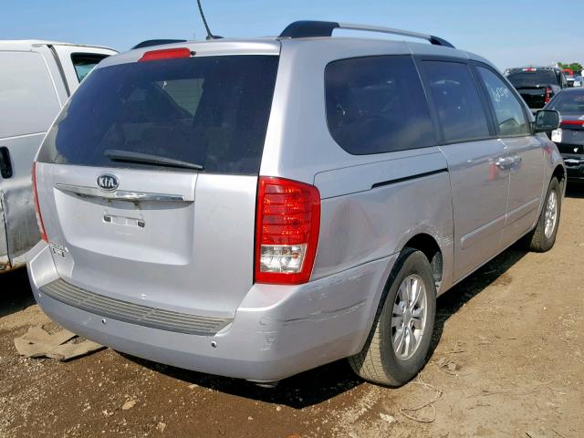 KNDMG4C73B6378794 - 2011 KIA SEDONA LX SILVER photo 4