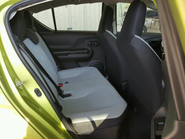 JTDKDTB36F1096774 - 2015 TOYOTA PRIUS C GREEN photo 6