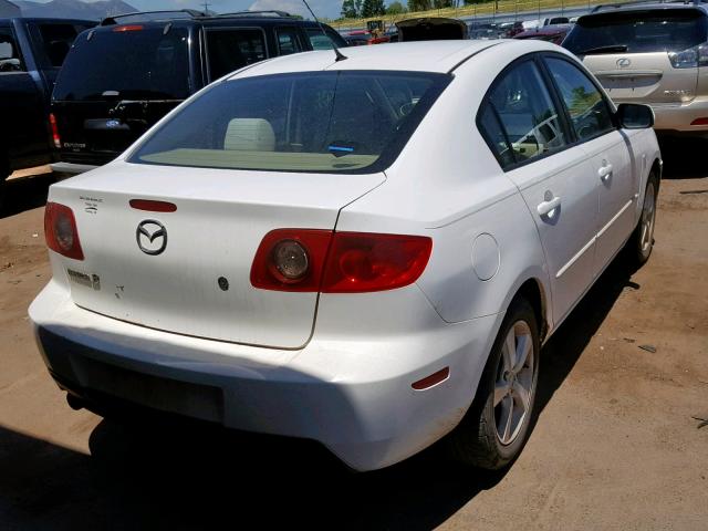 JM1BK12F241190362 - 2004 MAZDA 3 I WHITE photo 4