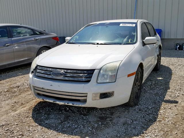 3FAHP081X8R255655 - 2008 FORD FUSION SEL WHITE photo 2