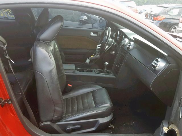 1ZVHT82H985122539 - 2008 FORD MUSTANG GT RED photo 5