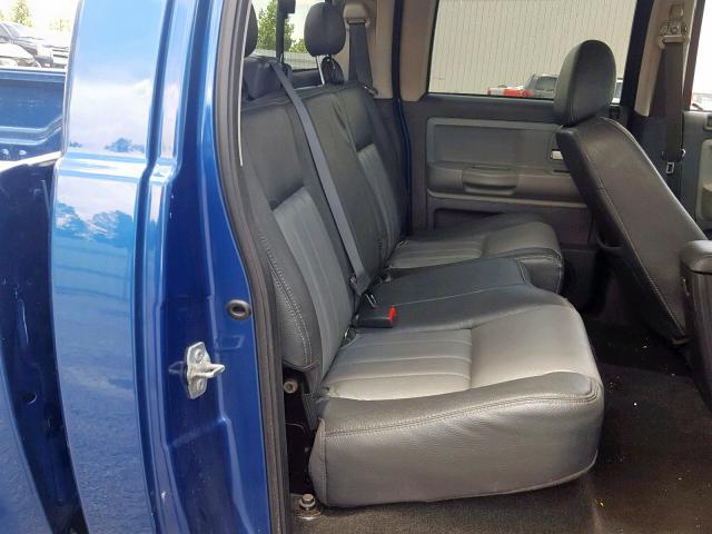 1D7HW58N18S636995 - 2008 DODGE DAKOTA QUA BLUE photo 6