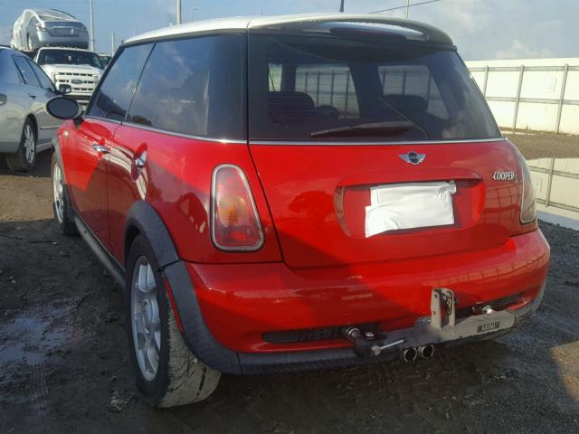 WMWRE33404TD82169 - 2004 MINI COOPER S RED photo 3