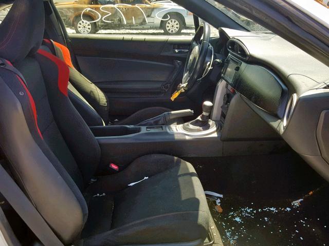 JF1ZNAA10D2730254 - 2013 TOYOTA SCION FR-S WHITE photo 5