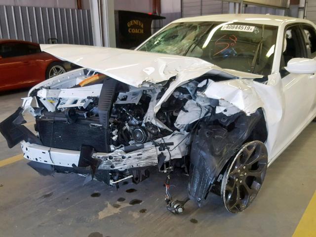 2C3CCABG8KH538078 - 2019 CHRYSLER 300 S WHITE photo 9