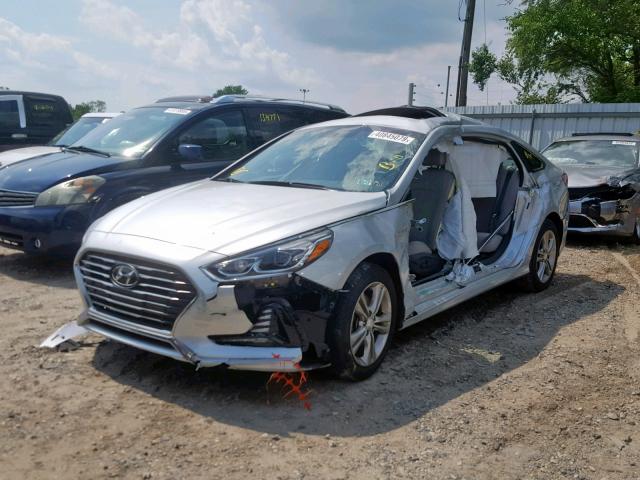 5NPE34AF0JH610010 - 2018 HYUNDAI SONATA SPO SILVER photo 2