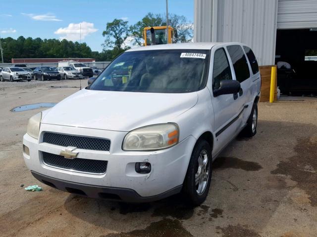 1GNDV23168D137300 - 2008 CHEVROLET UPLANDER L WHITE photo 2