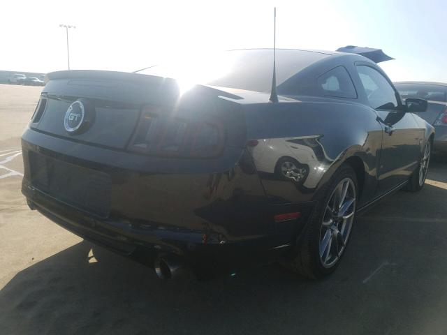 1ZVBP8CF9D5215384 - 2013 FORD MUSTANG GT BLACK photo 4