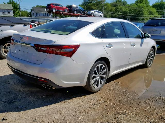 4T1BK1EBXJU281880 - 2018 TOYOTA AVALON XLE WHITE photo 4