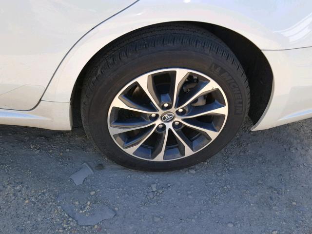 4T1BK1EBXJU281880 - 2018 TOYOTA AVALON XLE WHITE photo 9