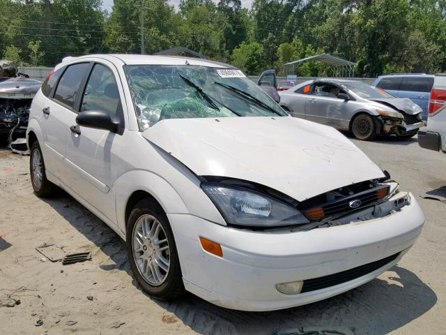 3FAFP373X3R190505 - 2003 FORD FOCUS ZX5 WHITE photo 1