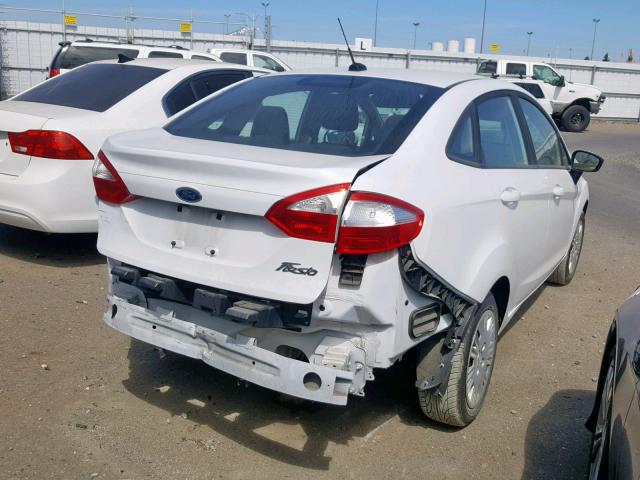 3FADP4AJXGM159746 - 2016 FORD FIESTA S WHITE photo 4