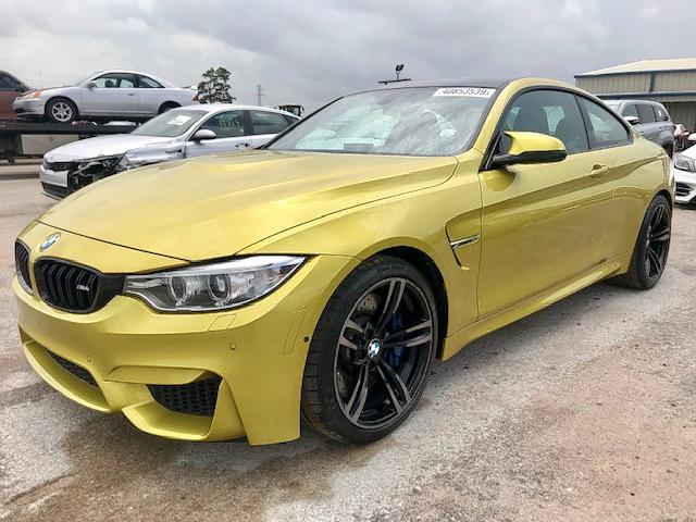 WBS3R9C51FK335398 - 2015 BMW M4 YELLOW photo 2