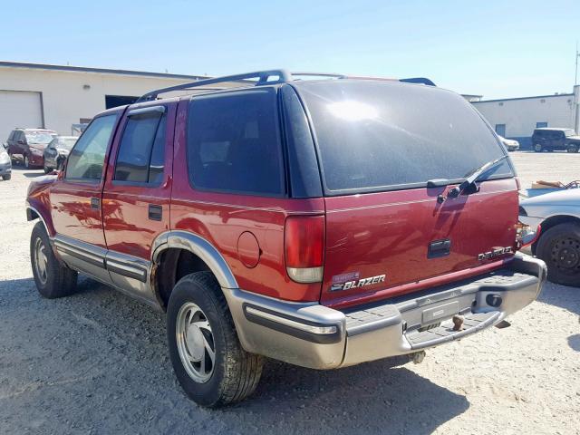 1GNDT13W7W2150514 - 1998 CHEVROLET BLAZER MAROON photo 3