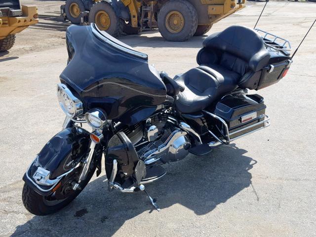 1HD1FCW176Y702667 - 2006 HARLEY-DAVIDSON FLHTCUI BLACK photo 2