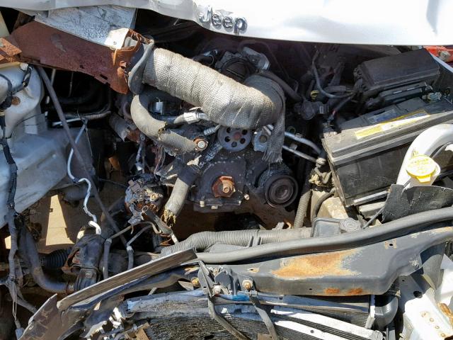 1J8HG58246C127562 - 2006 JEEP COMMANDER GRAY photo 7