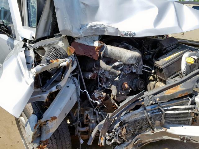 1J8HG58246C127562 - 2006 JEEP COMMANDER GRAY photo 9