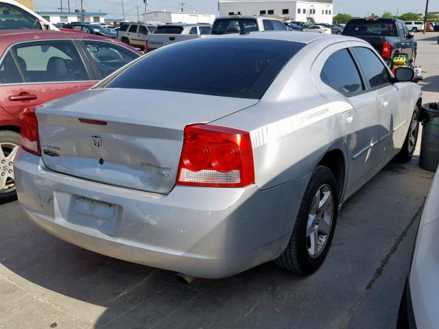 2B3CA3CV1AH273708 - 2010 DODGE CHARGER SX SILVER photo 4