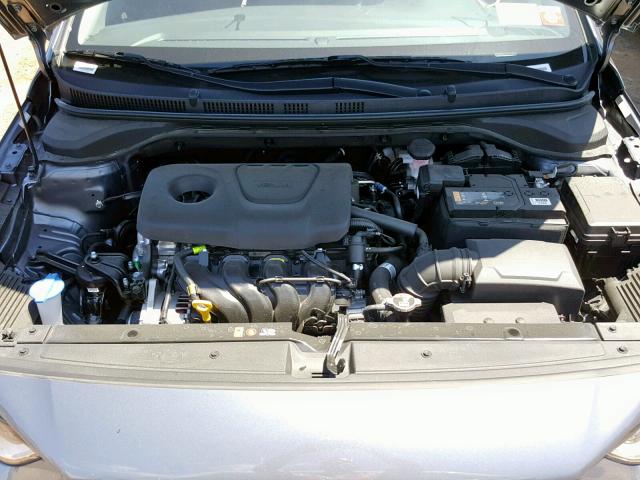 3KPC24A36KE083404 - 2019 HYUNDAI ACCENT SE GRAY photo 7