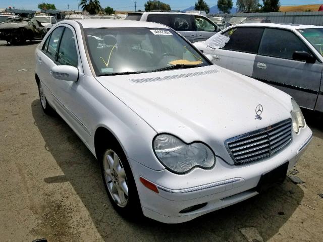 WDBRF64JX1F067214 - 2001 MERCEDES-BENZ C 320 WHITE photo 1