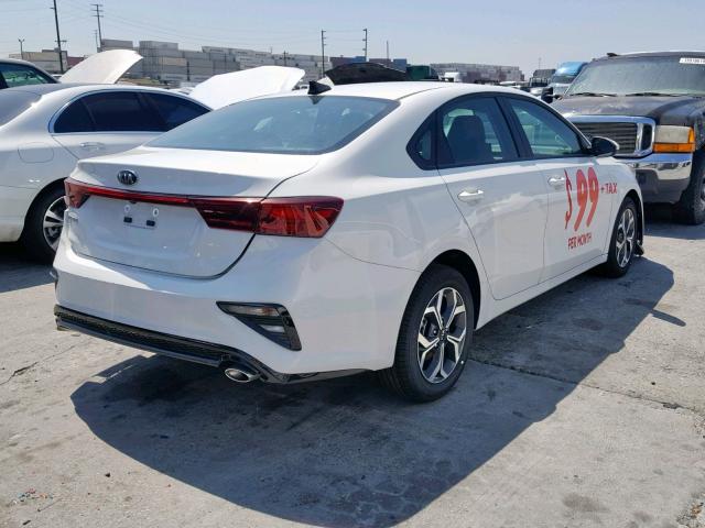 3KPF24AD8KE020360 - 2019 KIA FORTE FE WHITE photo 4