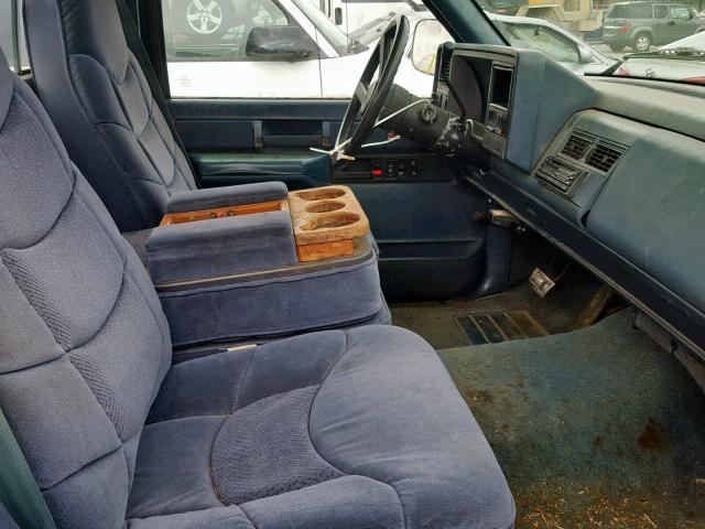 1GTFC24K1KE512641 - 1989 GMC SIERRA C25 BLUE photo 5