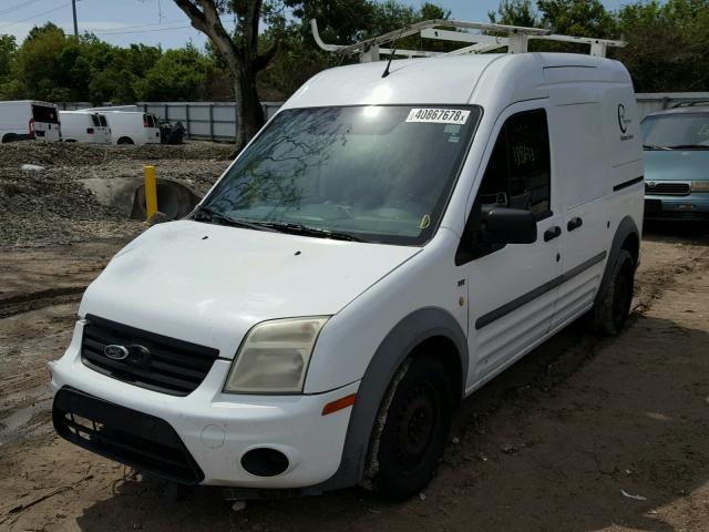 NM0LS7DN3BT050055 - 2011 FORD TRANSIT CO WHITE photo 2