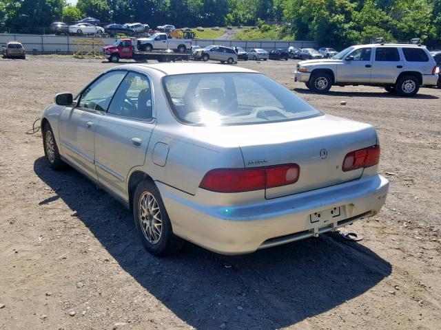 JH4DB7650WS000244 - 1998 ACURA INTEGRA LS SILVER photo 3